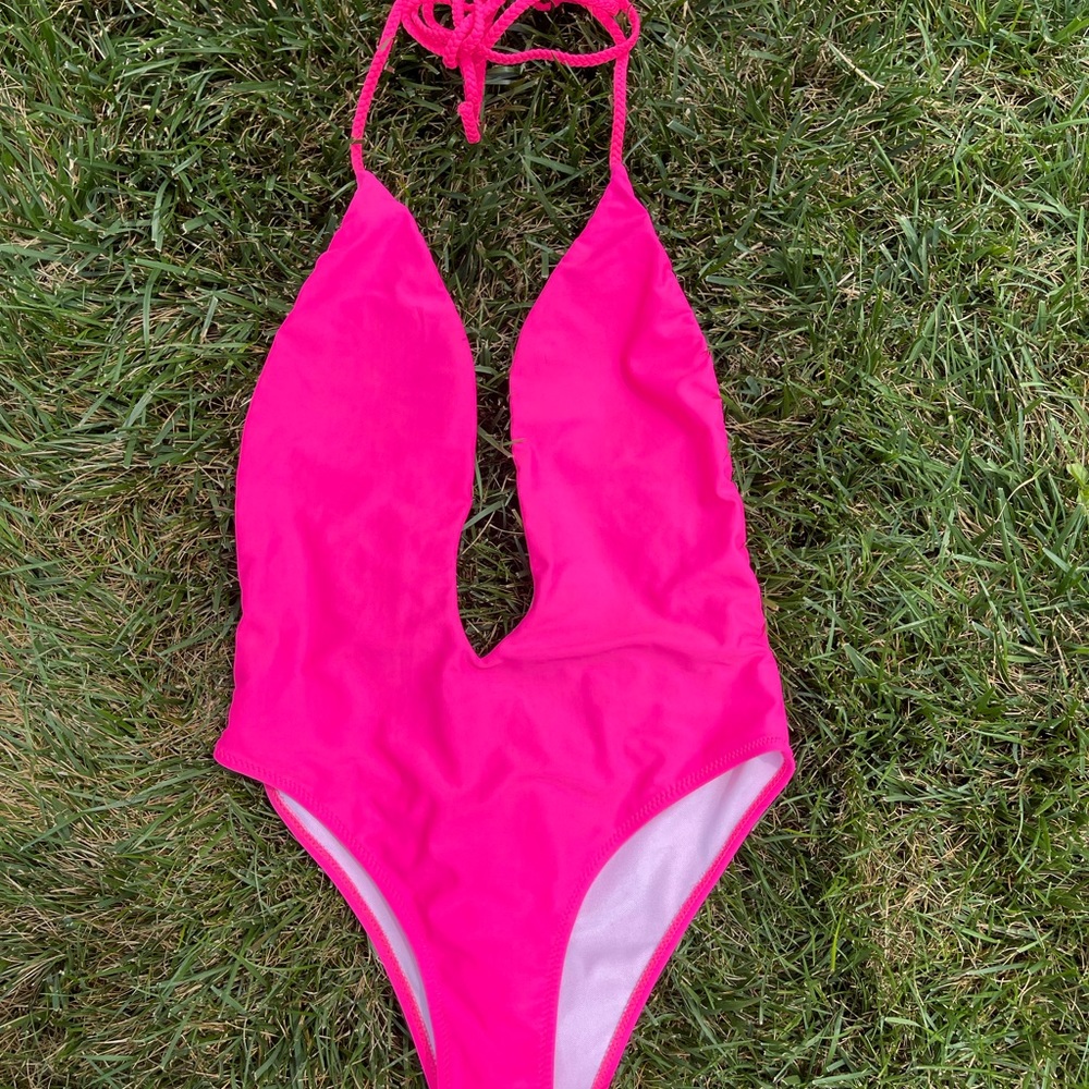One piece swimsuit